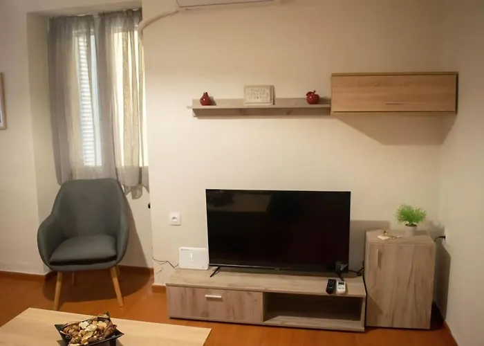 Deppy\'S Two-Storey House