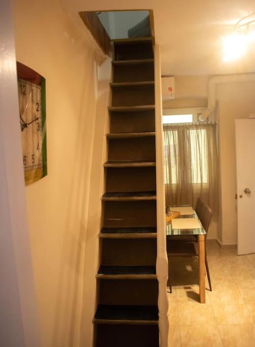 Deppy's Two-storey House *